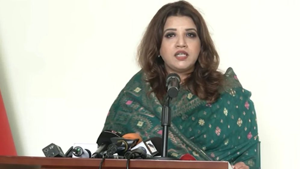 শেখ হাসিনা সাজাপ্রাপ্ত আসামি, আত্মসমর্পণ করলে তাকে জেলে যেতে হবে
