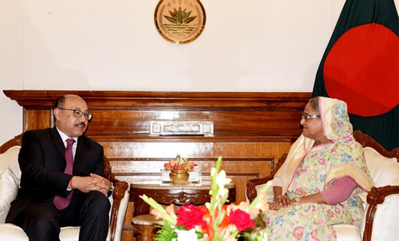 প্রধানমন্ত্রীর সঙ্গে ভারতীয় হাইকমিশনারের সাক্ষাৎ
