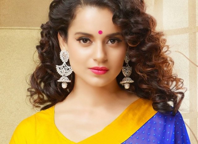 কঙ্গনাকে  পুলিশের সমন