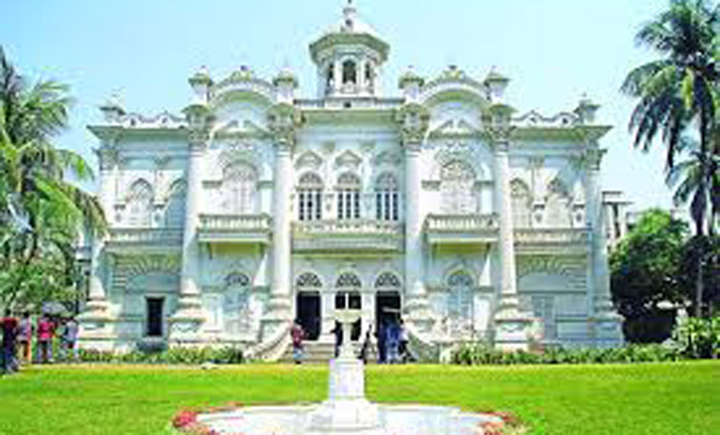 ঐতিহাসিক রোজ গার্ডেন কিনে নিচ্ছে সরকার