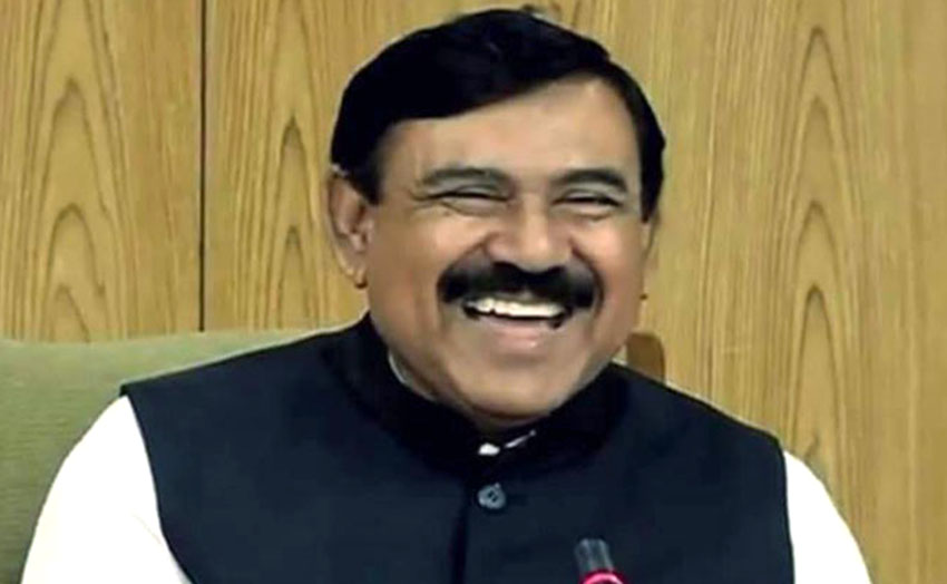 বেকুবের হাসি খান