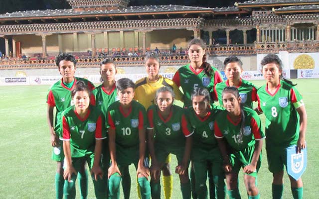 পাকিস্তানকে ১৪-০ গোলে বিধ্বস্ত করল বাঘিনীরা