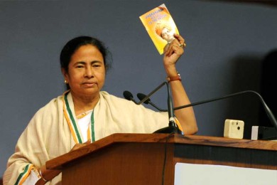 আমার শিকাগো যাওয়া আটকাতে হুমকি দেওয়া হয় রামকৃষ্ণ মিশনকে : মমতা