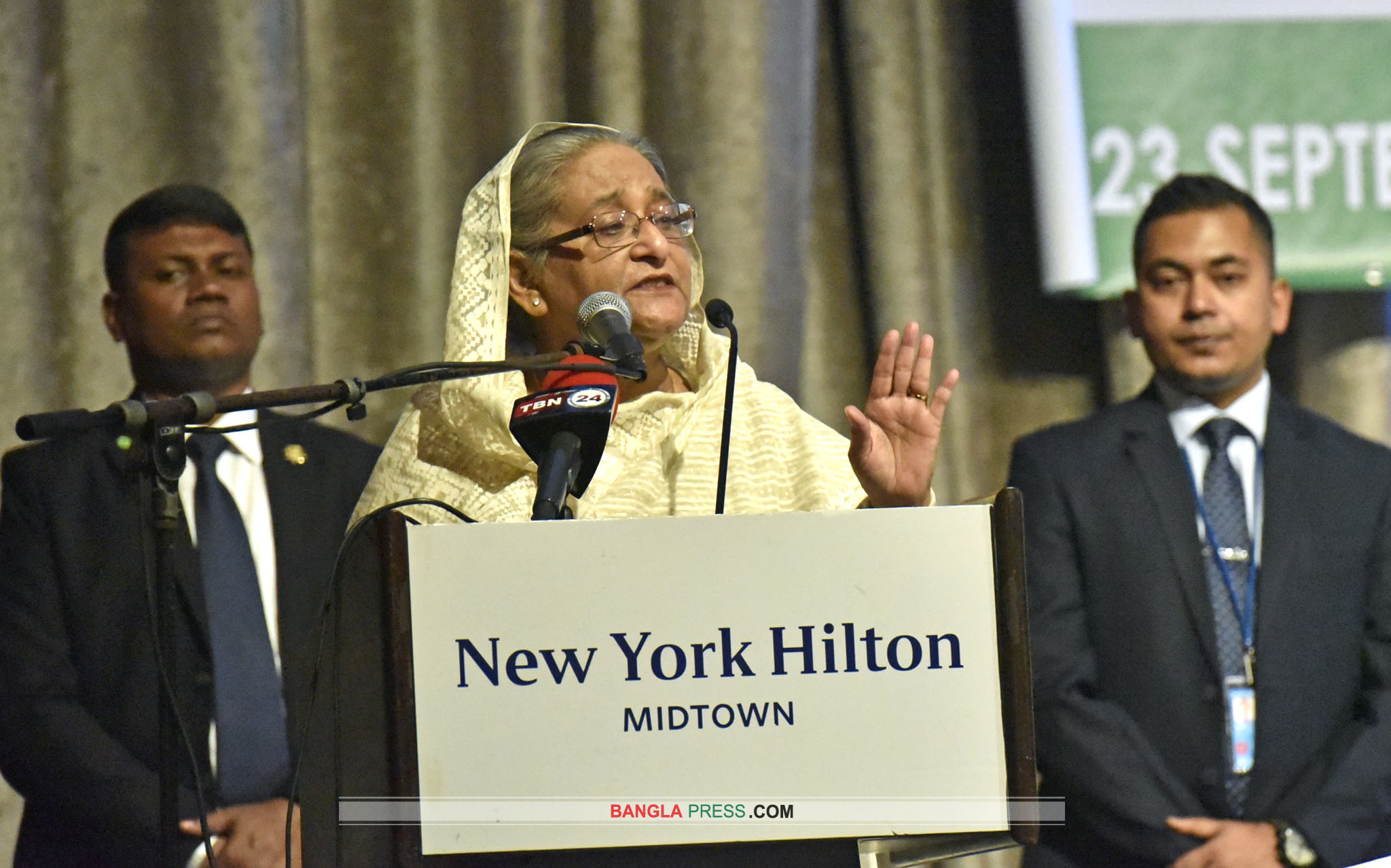 উন্নয়ন চাইলে আবারো ‘নৌকা মার্কায়’ ভোট দিন: প্রধানমন্ত্রী