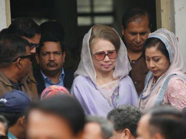খালেদা জিয়াকে হাসপাতালে ভর্তির পরামর্শ