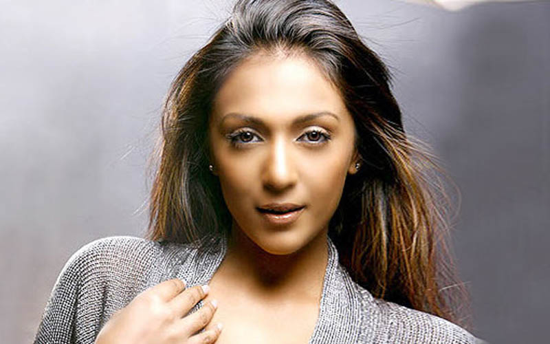 মদ খাই ! সিগারেটও খাই ! তাই বলে আমি খারাপ নই !!