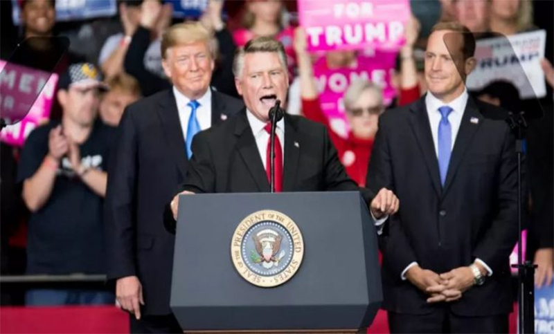 ‘ইহুদি-মুসলিমরা খ্রিস্টান না হলে ইসরায়েল-ফিলিস্তিনে শান্তি আসবে না’