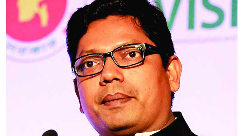 ঝালমুড়ি বিক্রেতার মায়ের চোখে আলো ফিরিয়েছিলেন পলক!