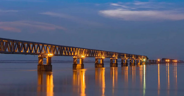 ভারতের দীর্ঘতম রেলরোড বগিবিল সেতুর উদ্বোধন...