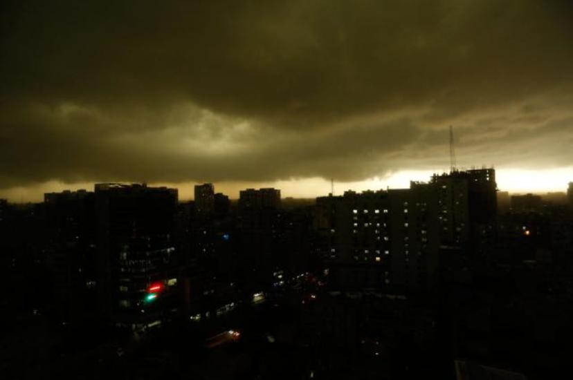 ঢাকায় ৮৫ কিলোমিটার বেগে কালবৈশাখীর আঘাত