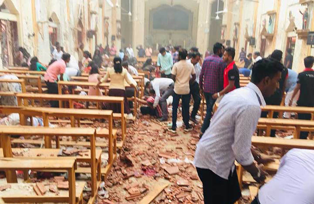 শ্রীলঙ্কায় সিরিজ বোমা হামলায় মৃত্যের সংখ্যা বেড়ে দুই শতাধিক