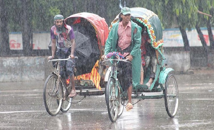 আজও বৃষ্টির সম্ভাবনা, দমকা হাওয়ার পূর্বাভাস