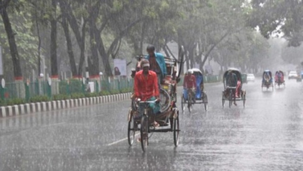 রাজধানীতে হঠাৎ ঝড়ো হাওয়ার সঙ্গে বৃষ্টি