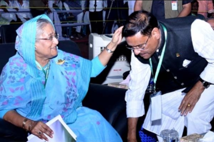 মমতাময়ী মায়ের কাছে ঋণের বোঝা আরও বেড়ে গেল: ওবায়দুল কাদের