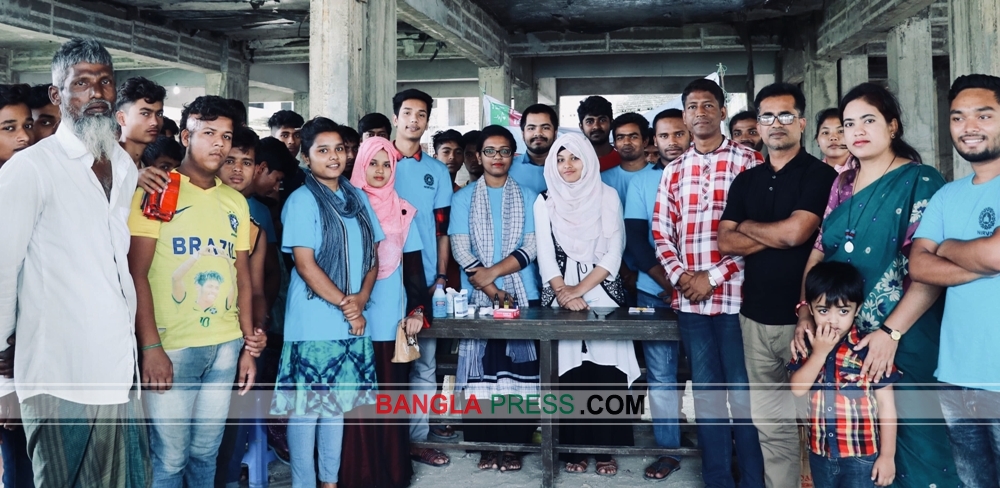 মে দিবসে শ্রমজীবীদের পাশে “নির্ভয়”