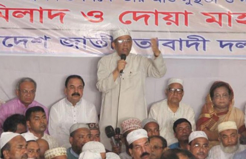 পরিকল্পিতভাবে চামড়া শিল্প ধ্বংসে সরকার: ফখরুল