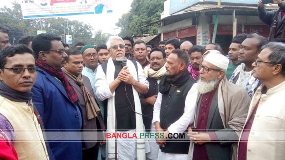 বোয়ালমারীতে কৃষকলীগের পথসভা