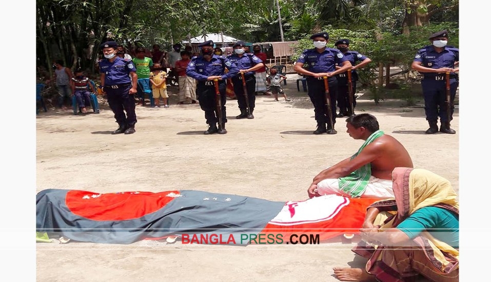 ডোমারে বীর মুক্তিযোদ্ধা উপেন চন্দ্রকে রাষ্ট্রিয় মর্যাদায় প্রদান