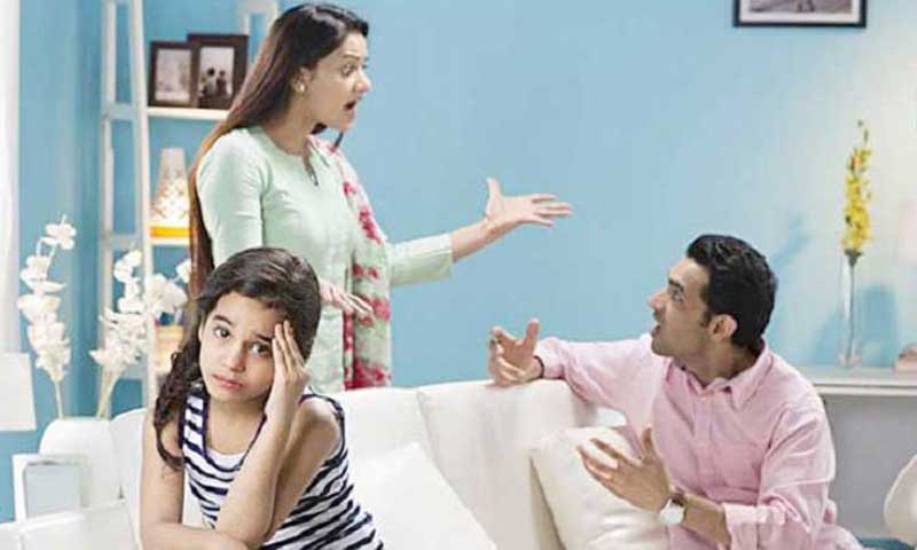 লকডাউনে বাড়ছে পারিবারিক অশান্তি