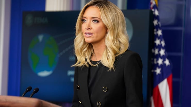 সাংবাদিকদের কাছে মিথ্যা বলবেন না হোয়াইট হাউসের নতুন প্রেস সচিব