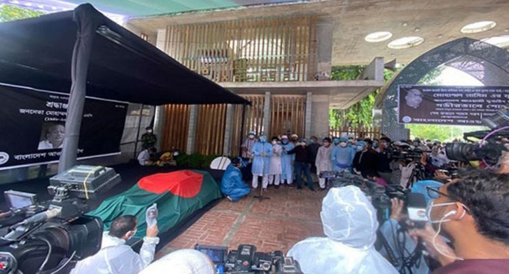 বনানী কবরস্থানে নাসিমের জানাজা সম্পন্ন