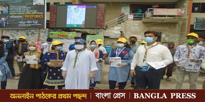 ঝিনাইদহ জেলা স্কাউটস এর ফ্রি মাস্ক বিতরণ