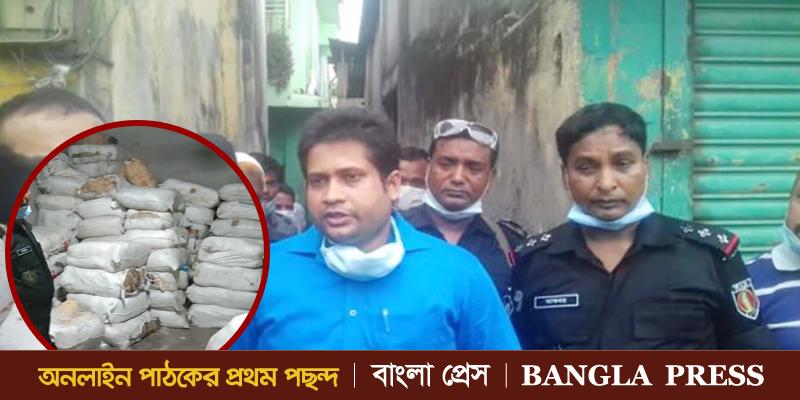 সৈয়দপুরে যৌথ বাহিনীর অভিযানে ৬০ টন নিষিদ্ধ পলিথিন জব্দ