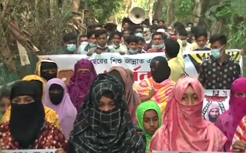 লক্ষ্মীপুরে চতুর্থ শ্রেণীর ছাত্রীকে ধর্ষণের পর মাদ্রাসা শিক্ষকের পলায়ন