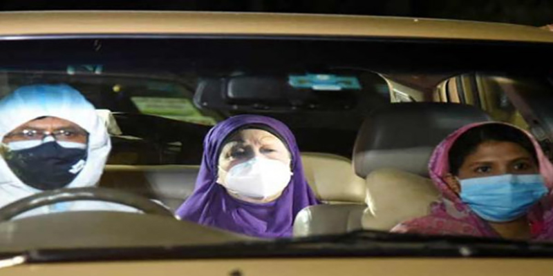 স্বাস্থ্য পরীক্ষা শেষে বাসায় ফিরেছেন খালেদা জিয়া