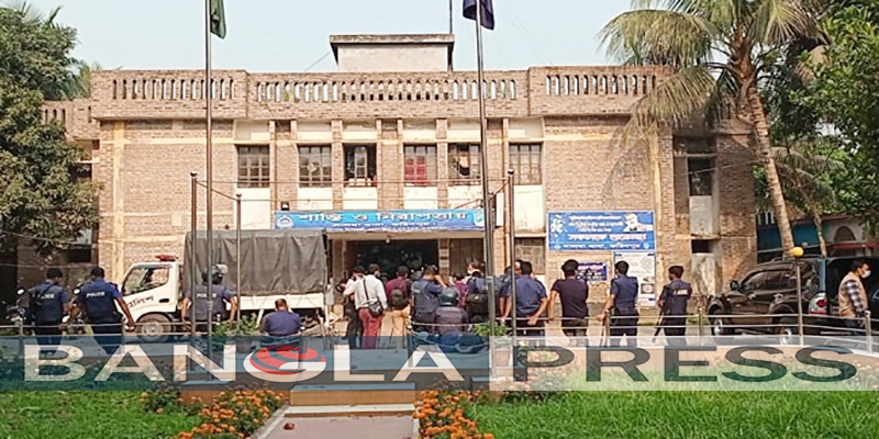 সালথার তান্ডবের ঘটনায় ৮৮ জনের বিরুদ্ধে মামলা
