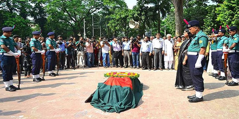 গার্ড অব অনারে নারী কর্মকর্তাদের বিকল্প চায় সংসদীয় কমিটি