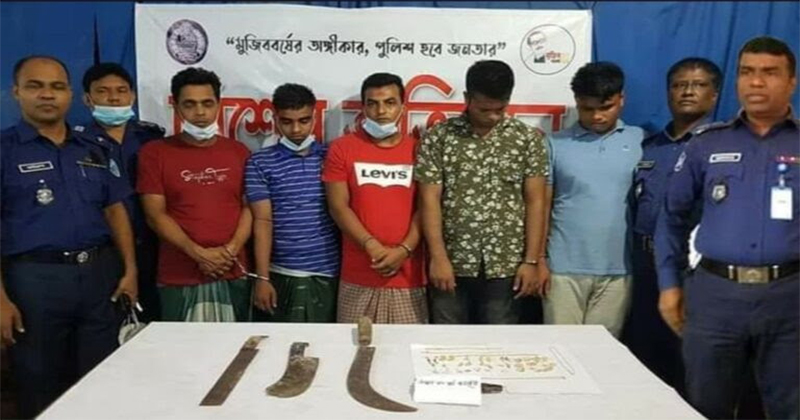 লক্ষ্মীপুরে আন্তঃজেলা ডাকাতদলের ৬ সদস্য গ্রেফতার : অস্র উদ্ধার