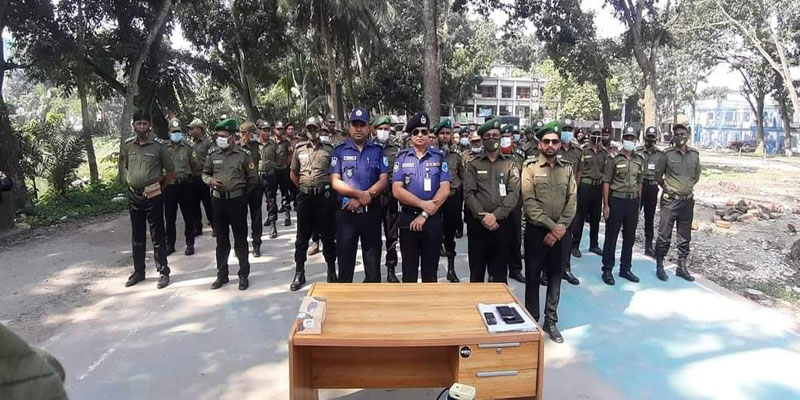 শিবপুরে দুর্গোৎসবে শান্তি-শৃঙ্খলা রক্ষায় টহল দিবে আনসার বাহিনী