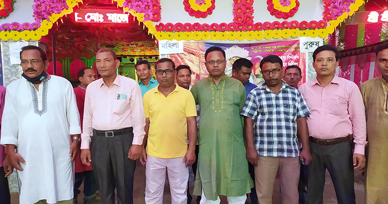 রুহিয়ায় পূজা মন্ডব পরিদর্শন ও আর্থিক অনুদান