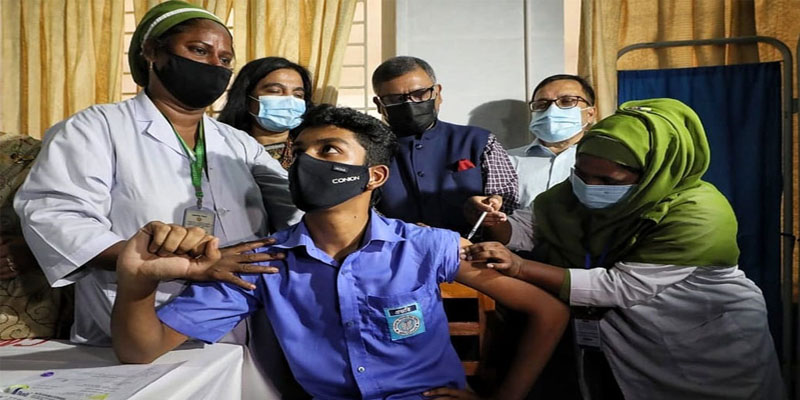 স্কুল শিক্ষার্থীদের টিকা দেওয়া শুরু ১ নভেম্বর
