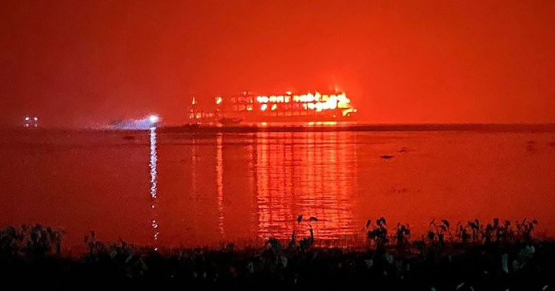 লঞ্চে অগ্নিকাণ্ড: নিহতের সংখ্যা বেড়ে ১৬