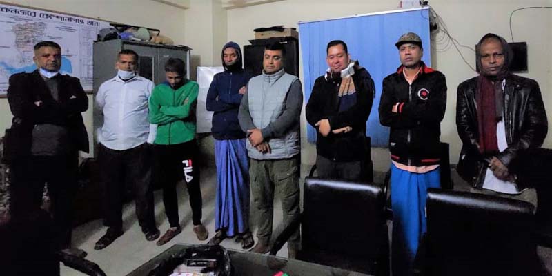 কোম্পানীগঞ্জে ৮ জুয়াড়ি আটক