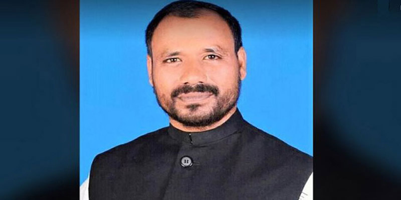 শিক্ষা কর্মকর্তাকে থাপ্পড় মারা সেই পৌর মেয়র বরখাস্ত