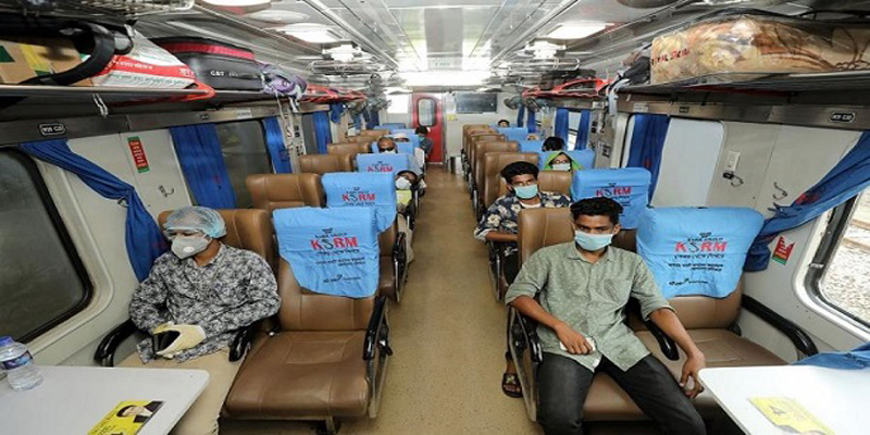 শনিবার থেকে অর্ধেক আসনে যাত্রী নিয়ে চলবে ট্রেন