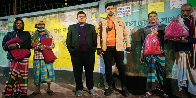 শীতবস্ত্র বিতরণ করল মুক্তিযোদ্ধার নাতিরা