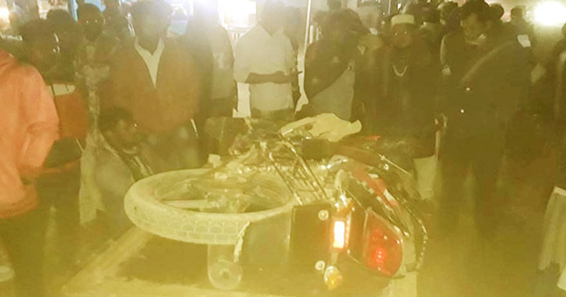 শম্ভুগঞ্জে ট্রাকচাপায় ৩ মোটরসাইকেল আরোহী নিহত