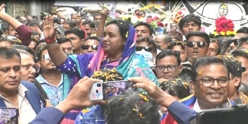 নারায়ণগঞ্জে আইভীর হ্যাটট্রিক জয়