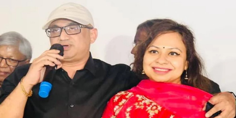 নিরাপত্তা নিশ্চিতে মুরাদ দম্পতির অস্ত্র জমা নিলো পুলিশ