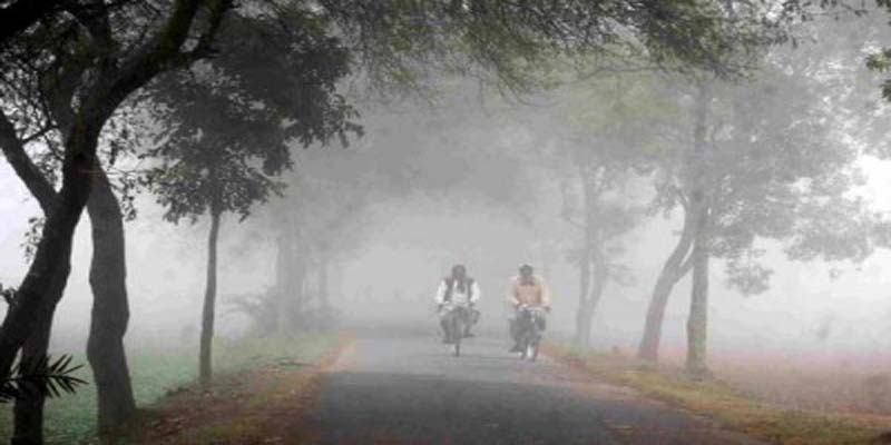 তীব্র শীতে কাঁপছে পঞ্চগড়ের তেঁতুলিয়া