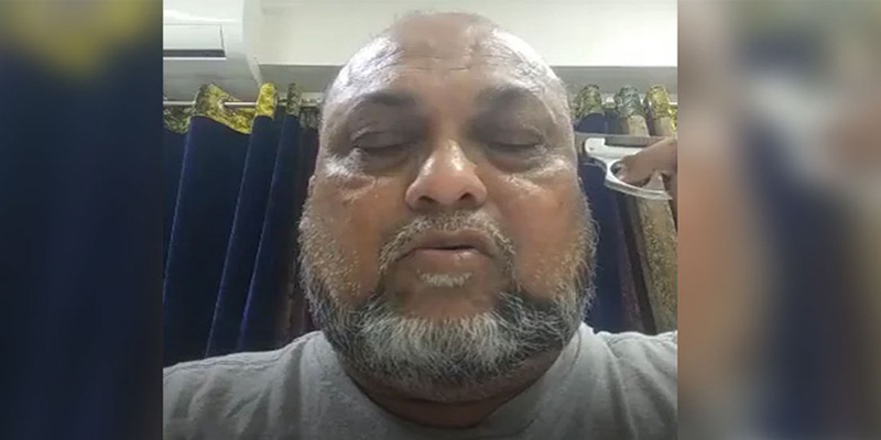 লাইভে এসে নিজের অস্ত্র দিয়ে নায়ক রিয়াজের শ্বশুরের আত্মহত্যা