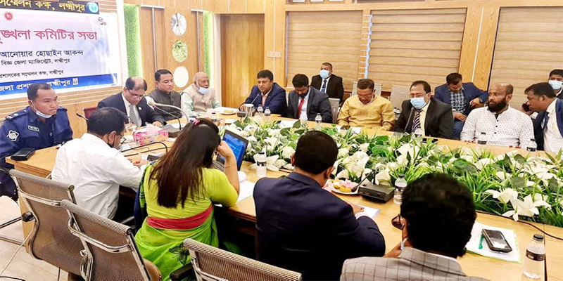 লক্ষ্মীপুরে ভোলা-বরিশাল সড়ক সংস্কারে অনিয়মের অভিযোগ