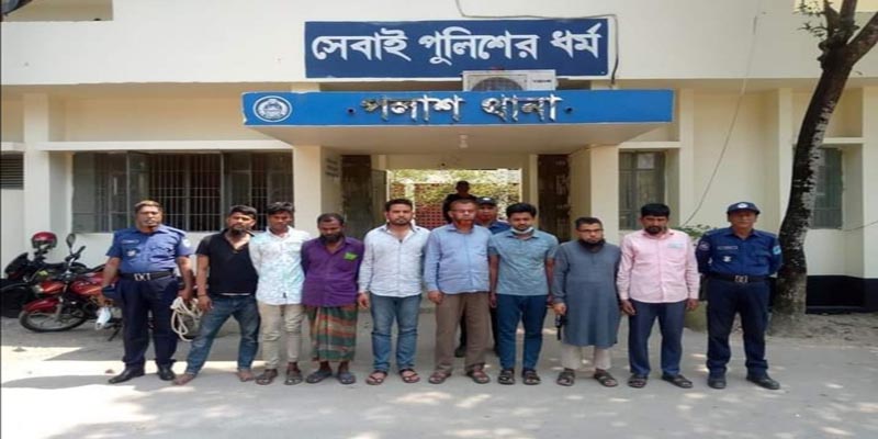 নরসিংদীতে ২০০ কোটি টাকা হাতিয়ে নেওয়া ৫ প্রতারককে আদালতে প্রেরণ