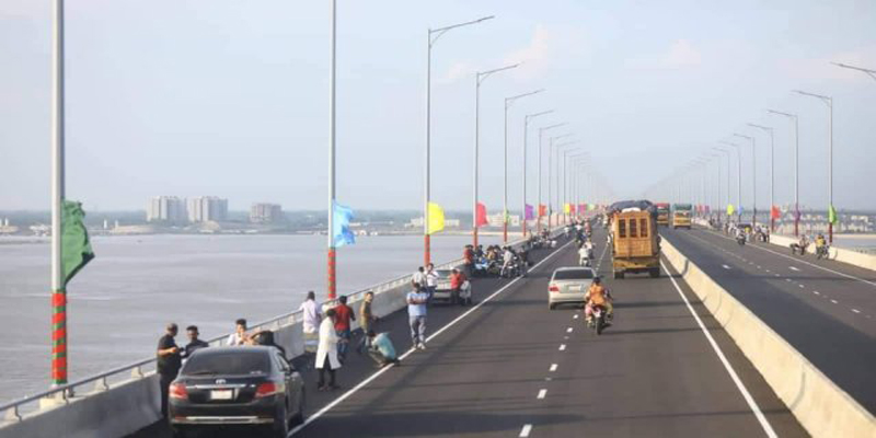 পদ্মা সেতুতে ৮ ঘণ্টায় টোল আদায় ৮২ লাখ টাকা