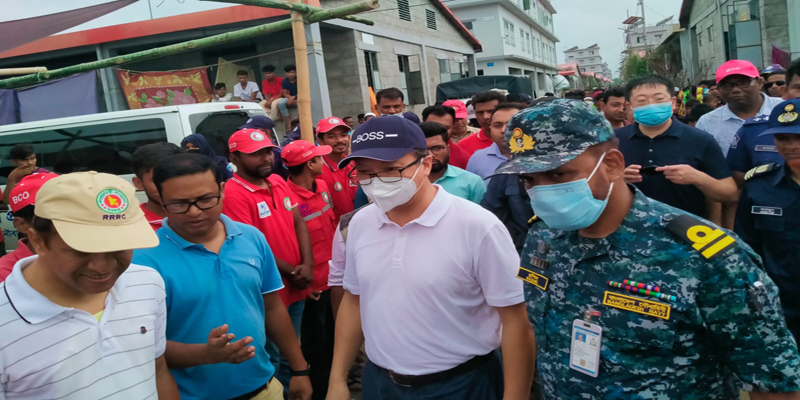বৈরী আবহাওয়ায় ভাসানচরে আটকা পড়েছে চীনের রাষ্ট্রদূত লি জিমিং