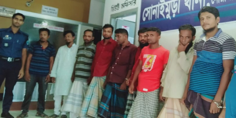 নোয়াখালীতে ১০ জুয়াড়ি আটক